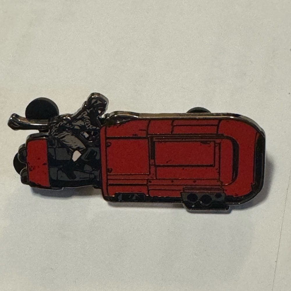 Disney Star Wars Rey Land Speeder Pin Limited Edition - red orange